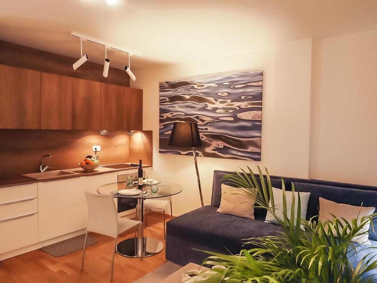 Four Views Apartments بودفا المظهر الخارجي الصورة