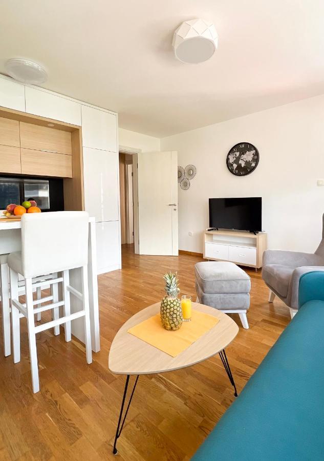 Four Views Apartments بودفا المظهر الخارجي الصورة