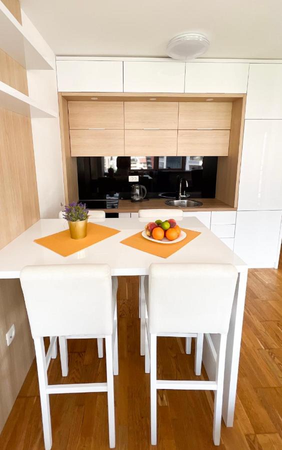 Four Views Apartments بودفا المظهر الخارجي الصورة