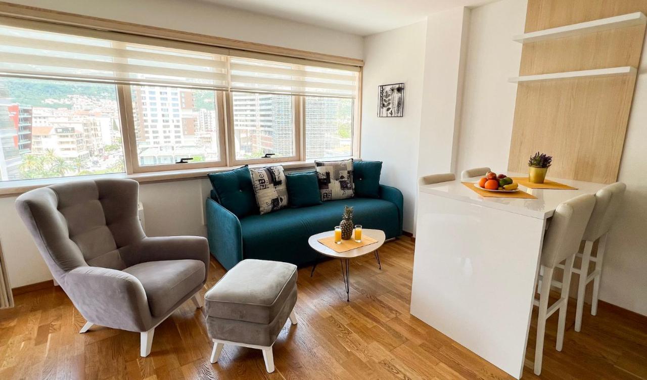 Four Views Apartments بودفا المظهر الخارجي الصورة