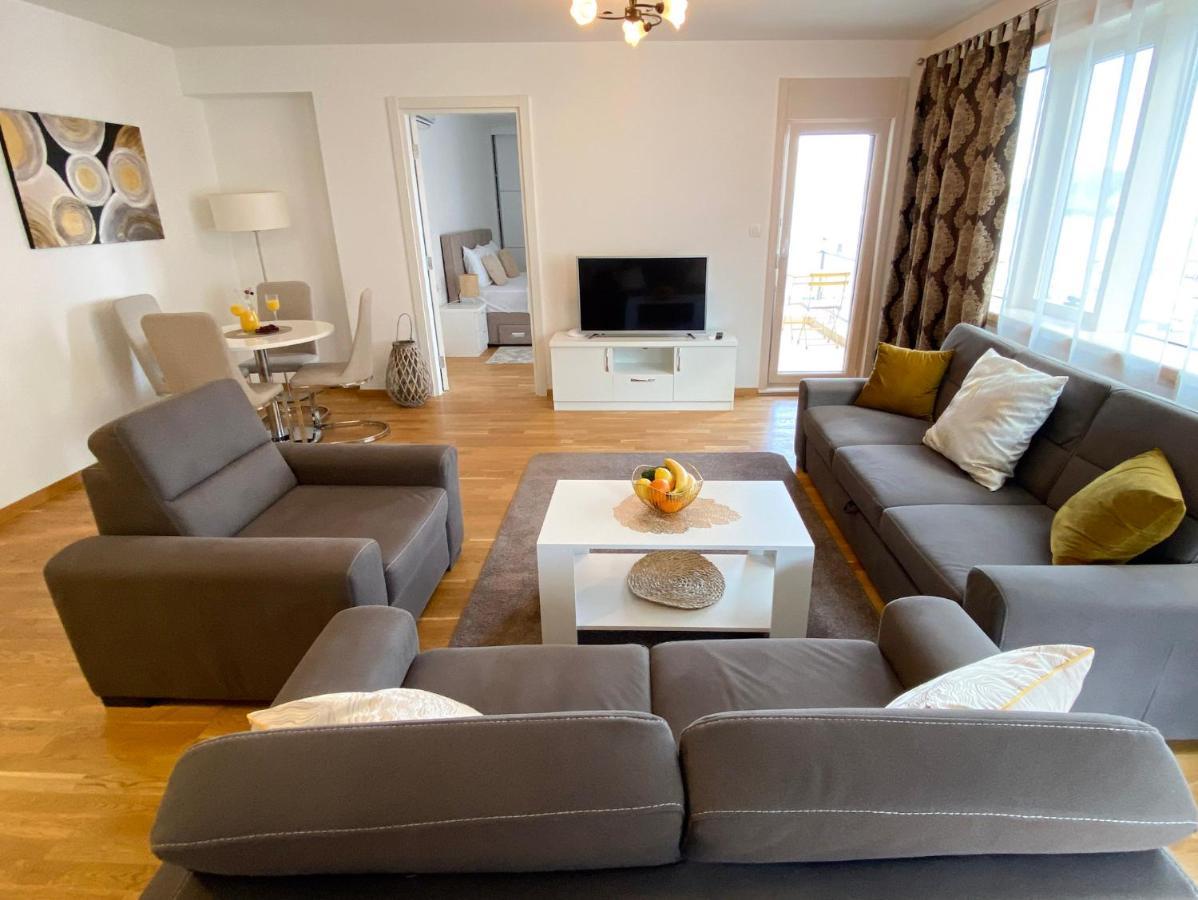 Four Views Apartments بودفا المظهر الخارجي الصورة