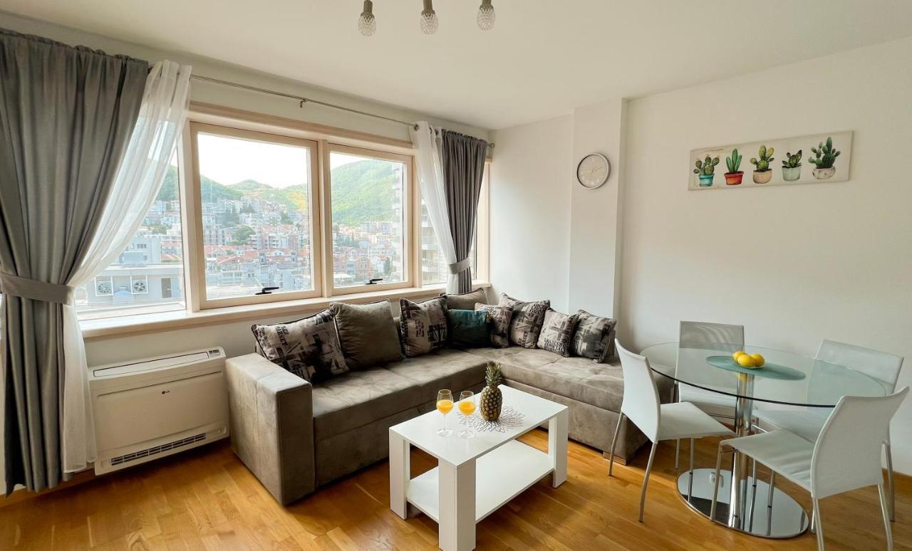 Four Views Apartments بودفا المظهر الخارجي الصورة